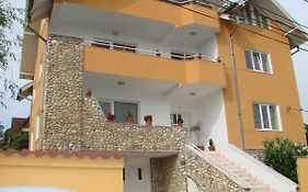 Penthouse Apartment In Leo'S Villa